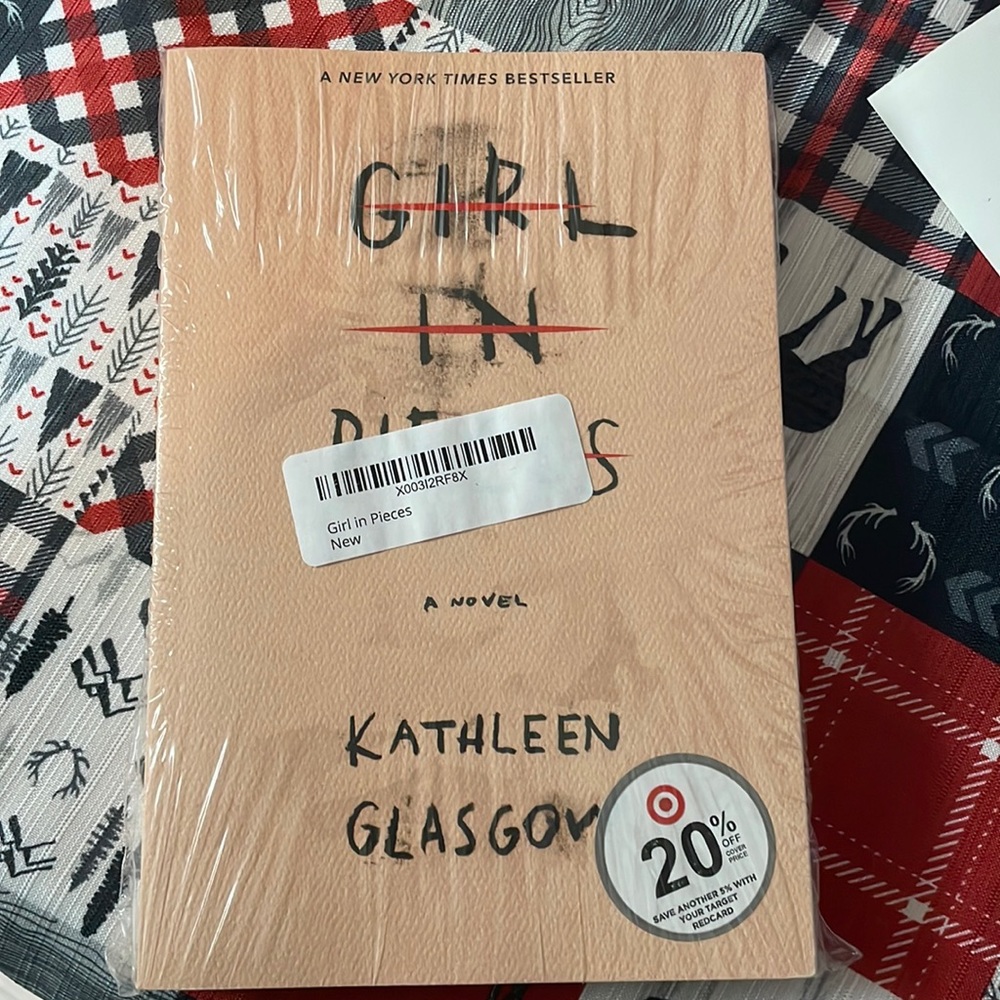 Girl in pieces (book) brand new